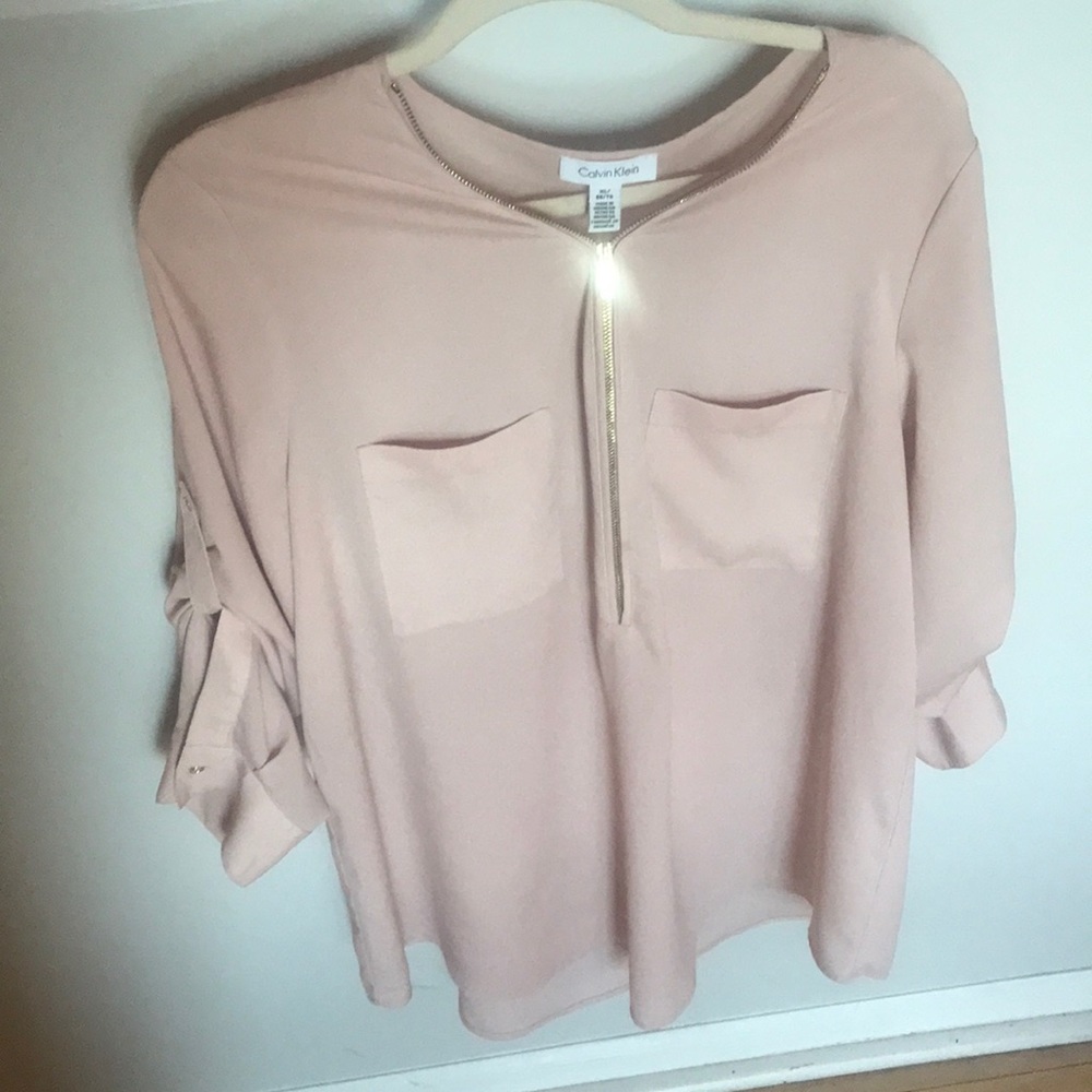 Light blush gold zipper two pocket blouse
